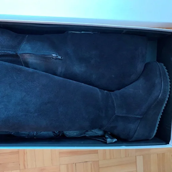 Pedro Garcia Suede Boots size 36/6 - Picture 3 of 10